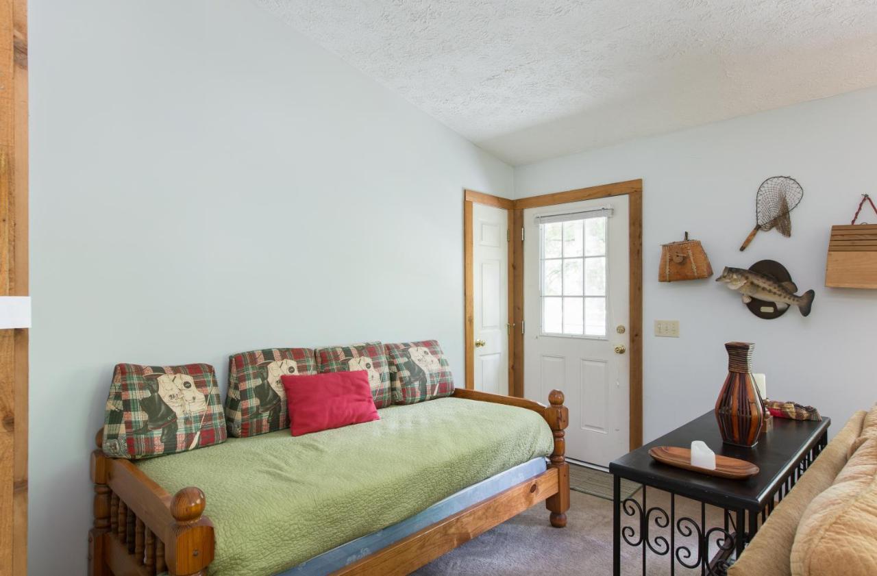 Villa Reedy Patch Cabin à Hendersonville Extérieur photo
