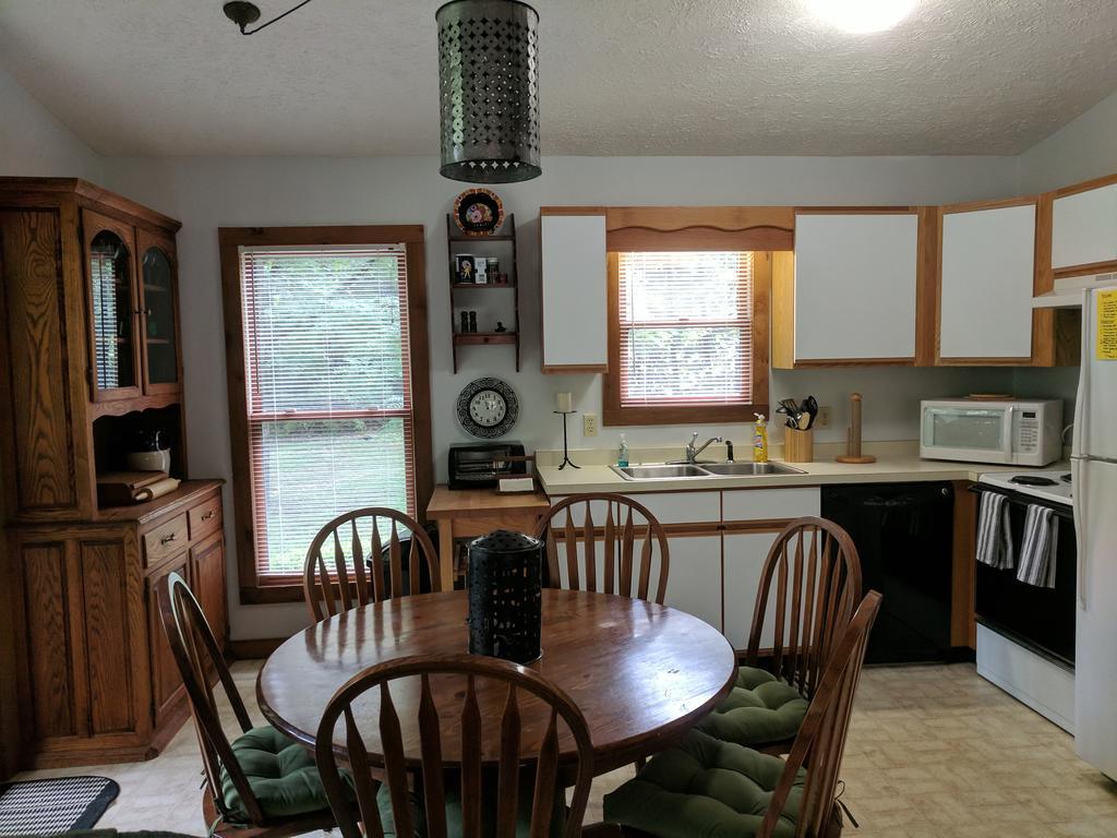 Villa Reedy Patch Cabin à Hendersonville Extérieur photo